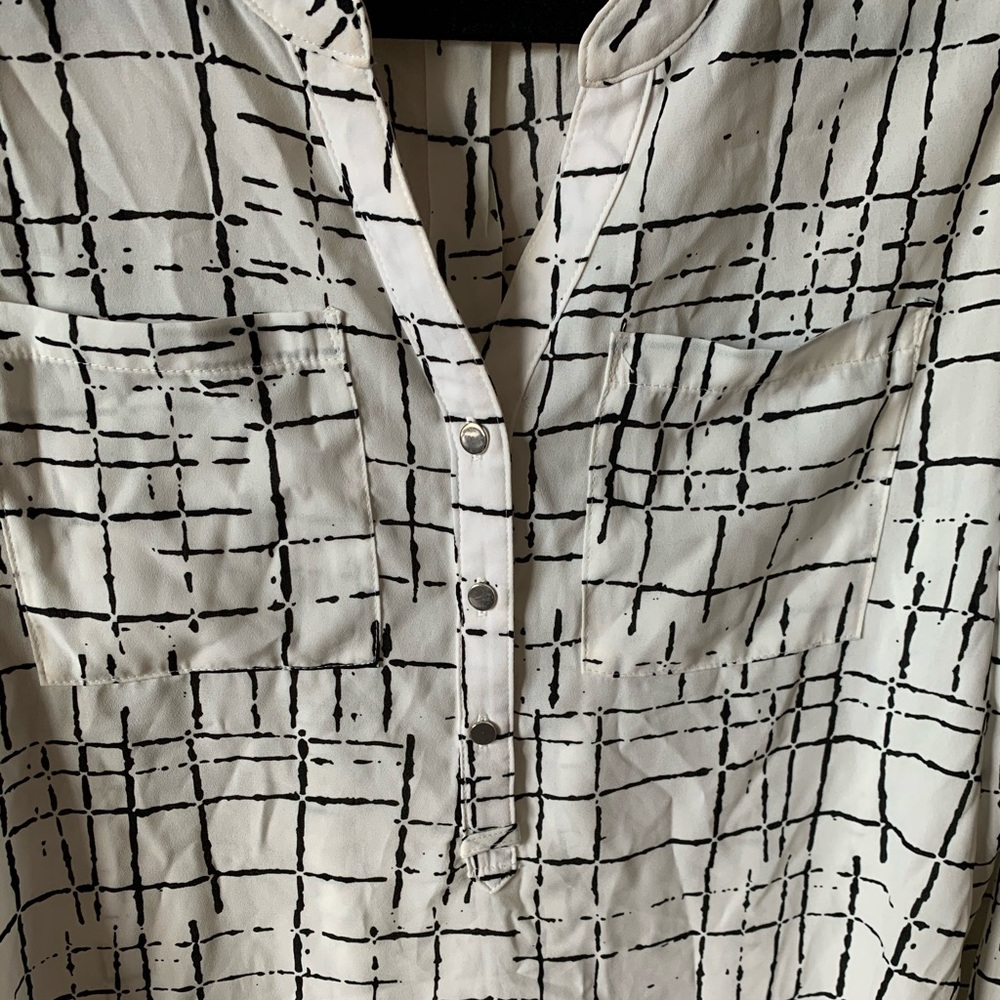 Perfect blouse - Picture 3 of 4